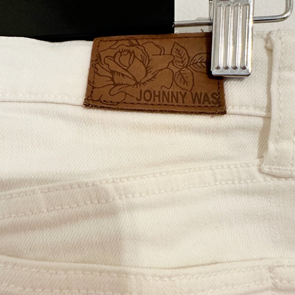 Johnny Was Pashmina White Eyelet Crop Baby Boot High Rise Hippie Jeans Sz 26 - Picture 9 of 11